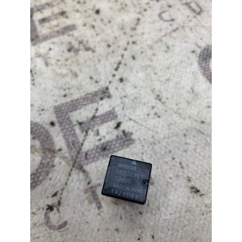 Реле (электрика) Mitsubishi Eclipse DK mr538851