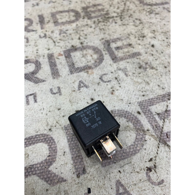 Реле (электрика) Mitsubishi Montero 3 mr301971