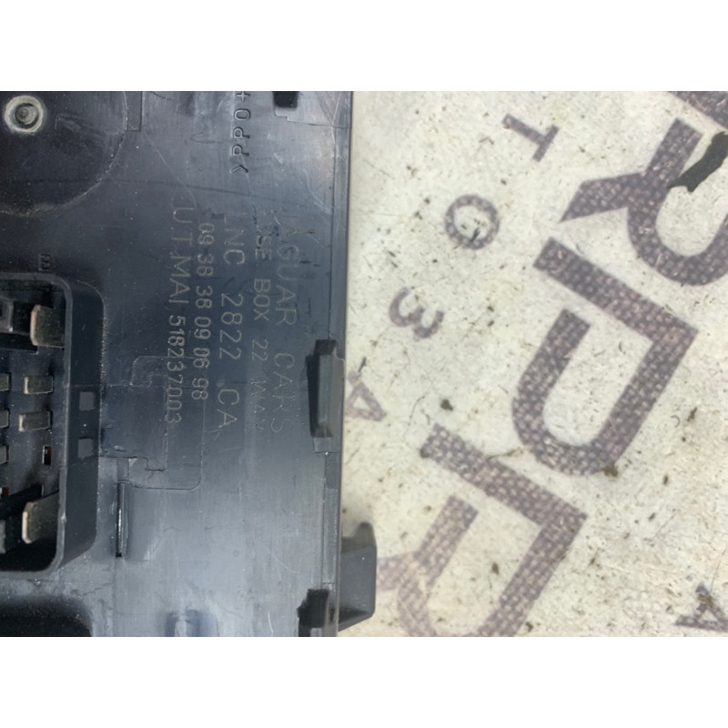 Блок предохранителей (электрика) Jaguar XJ X308 1999 LNC2822CA