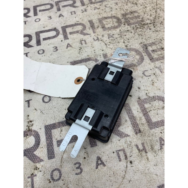 Датчик присутствия пассажира (электрика / датчики) Mazda 3 BL 2012 bbm267sw0