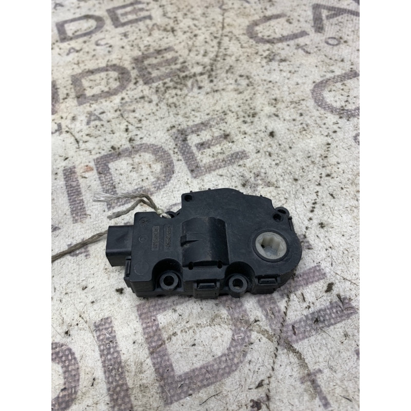 Привод заслонки отопителя (отопление и кондиционирование) Bmw 1-series E81 t1015556h