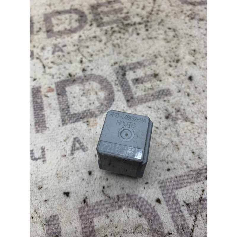 Реле (электрика) Ford Focus MK3 4f1t14b192ba