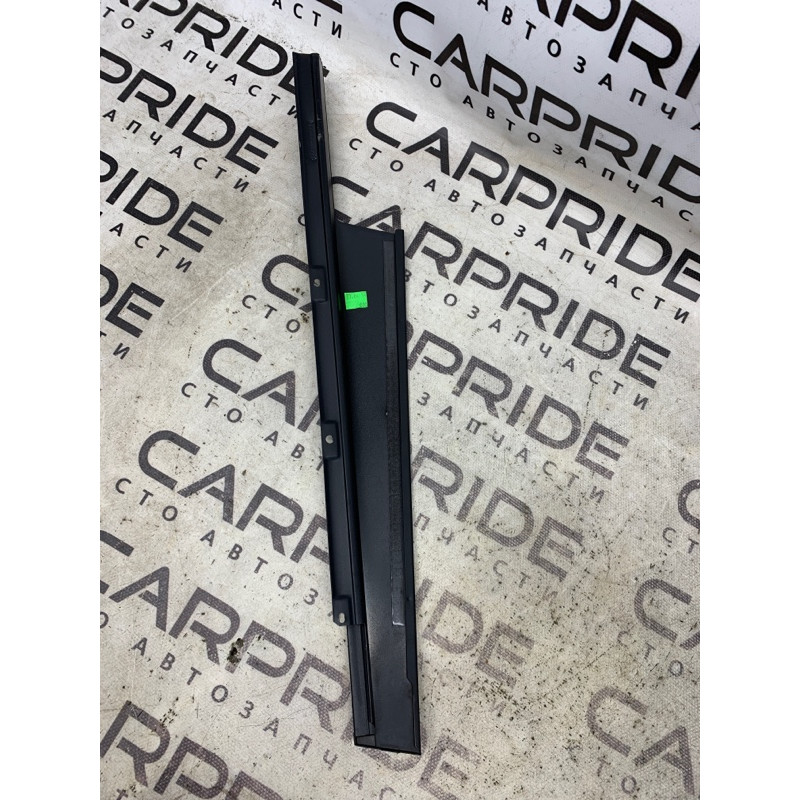 Бічна накладка двері (кузов і елементи) Jeep Cherokee Trailhawk 2014 2.4 68102563aa