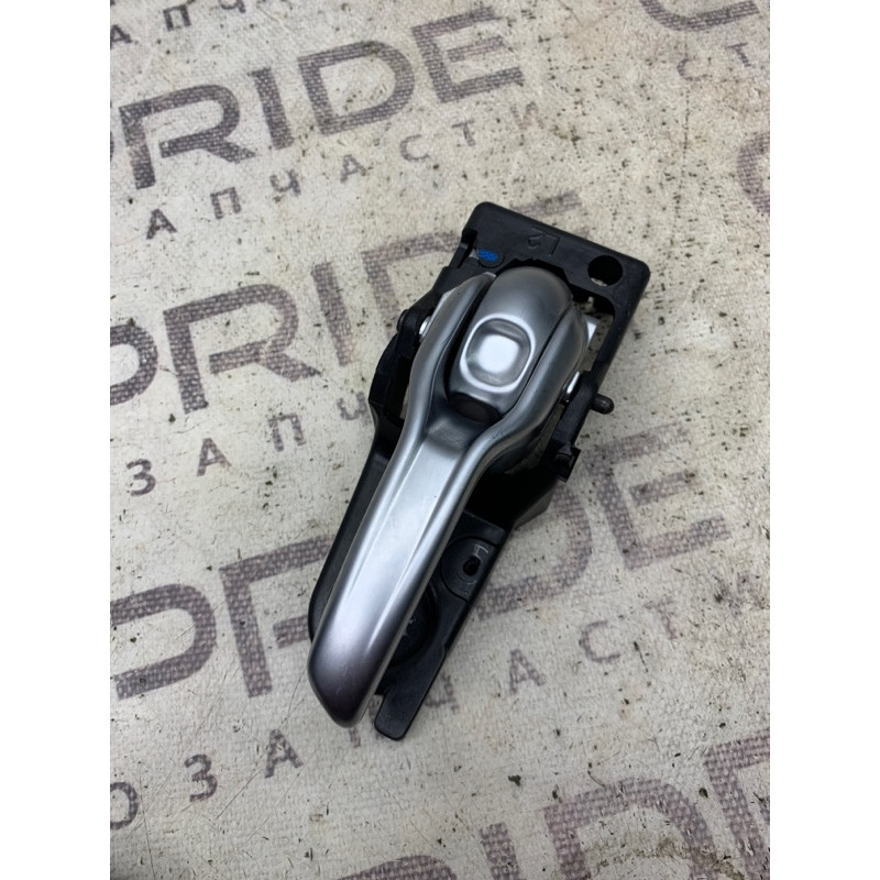 Ручка дверей внутрішня (салон) Jeep Cherokee Trailhawk 2014 2.4 68227251AA