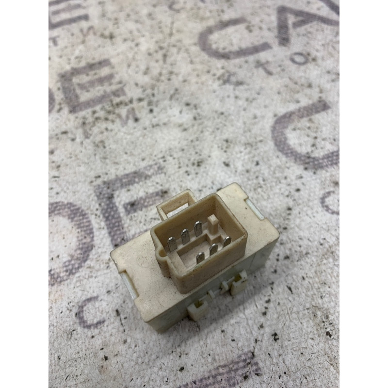 Реле (электрика) Mazda 626 GF 2000 gd7a67830