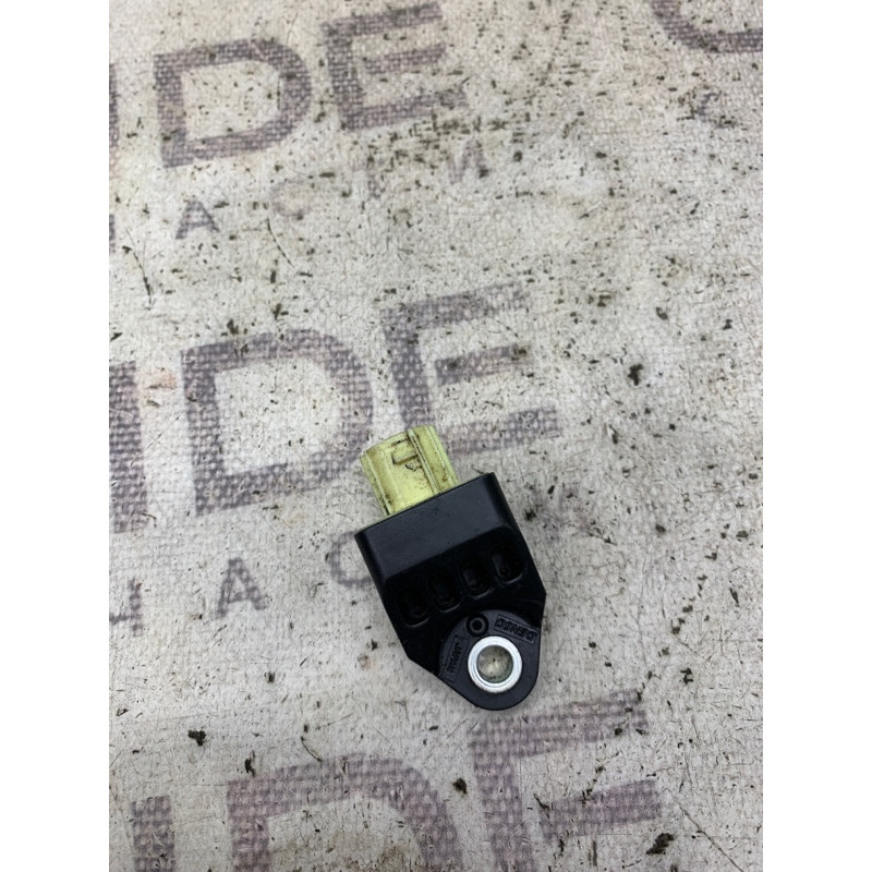 Датчик удара (электрика / датчики) Subaru Forester SJ 2016 2.5 98231sg000