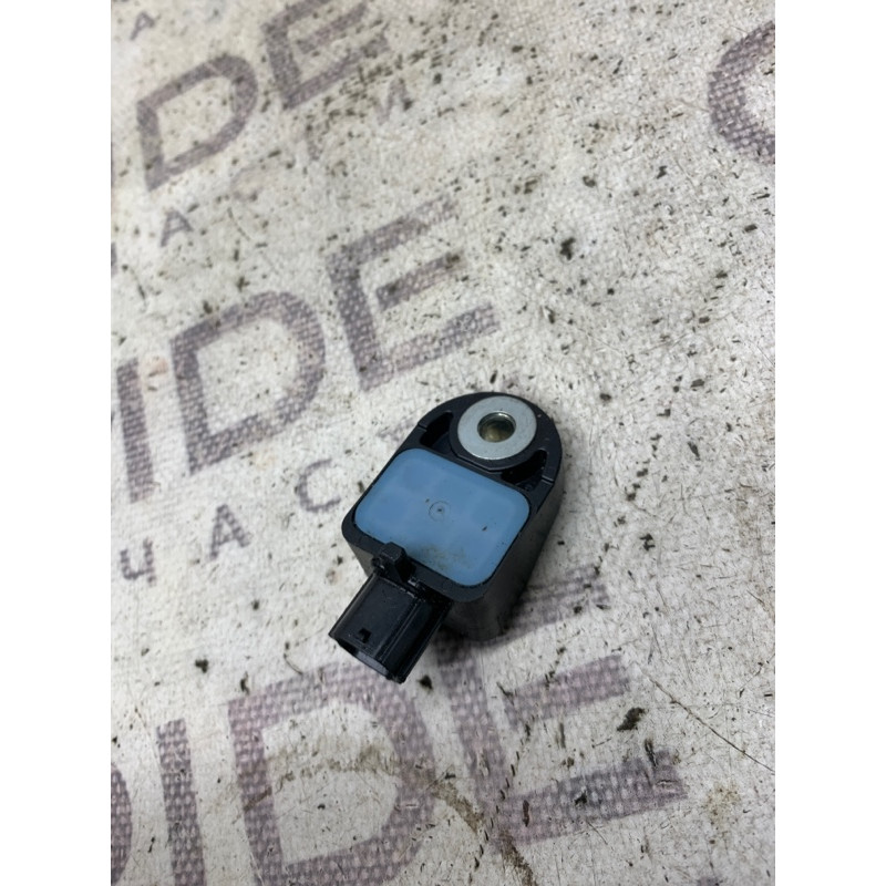 Датчик удара (электрика / датчики) Subaru Forester SJ 2016 2.5 98237yc010