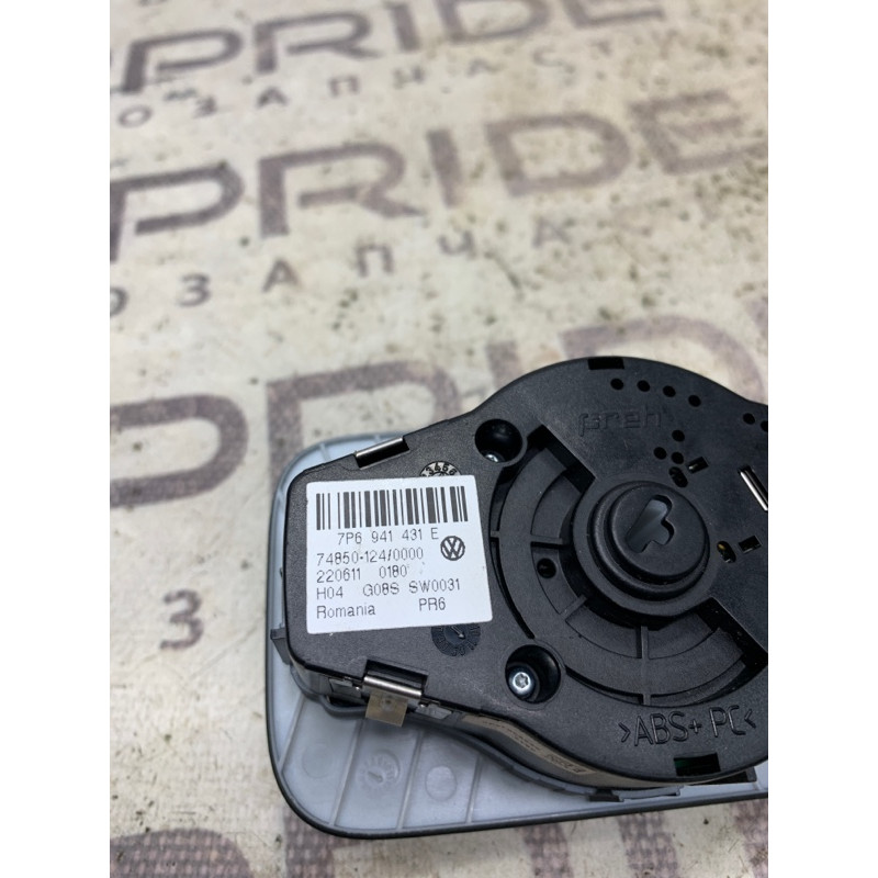 Переключатель света (электрика) Volkswagen Touareg NF 2011 7P6941431E