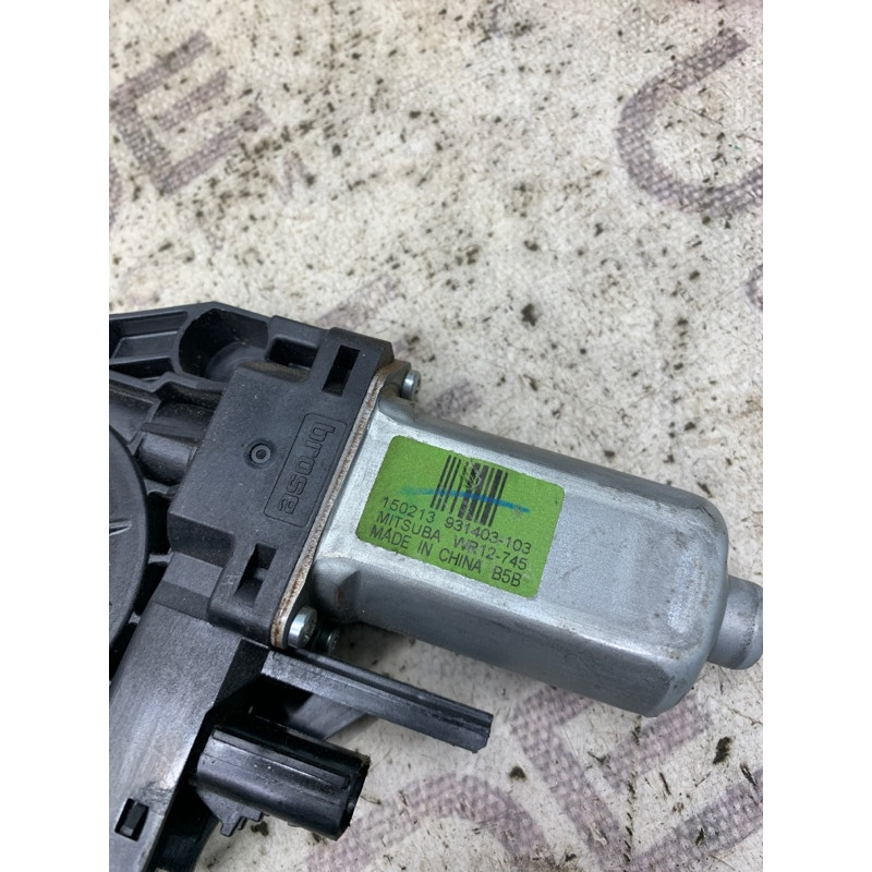 Мотор стеклоподъемника (электрика) Jeep Cherokee KL 2015 68227366AA