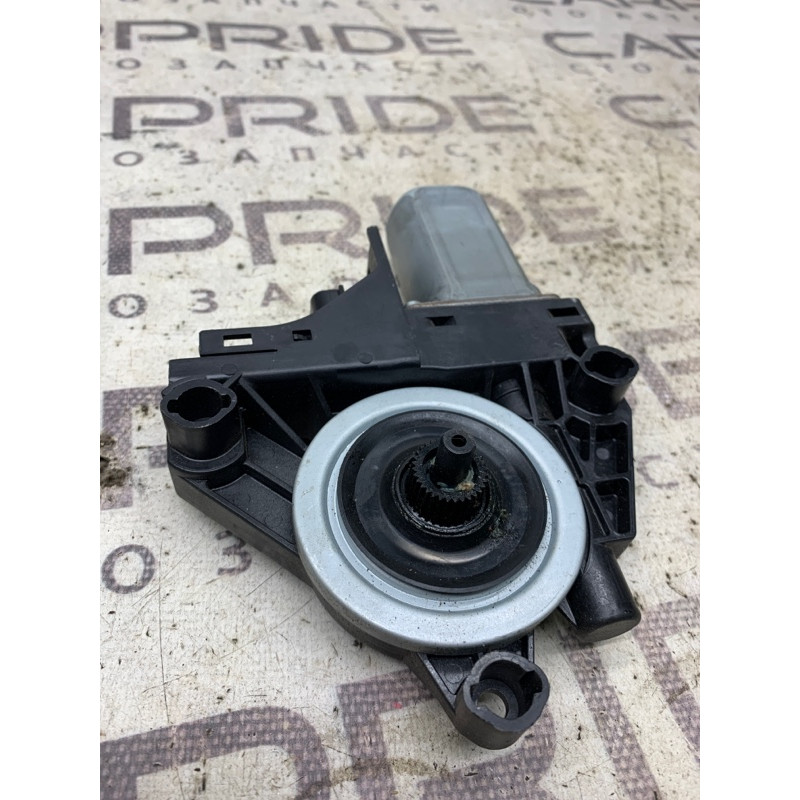 Мотор стеклоподъемника (электрика) Jeep Cherokee KL 2015 68227366AA