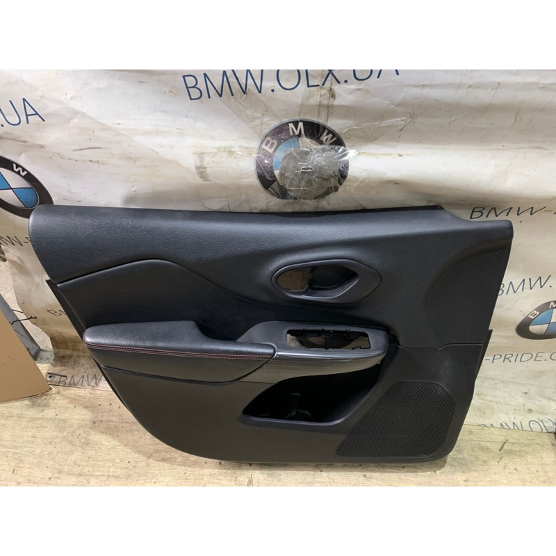 Дверная карта (салон) Jeep Cherokee Trailhawk 2014 2.4 6MD171X9AB