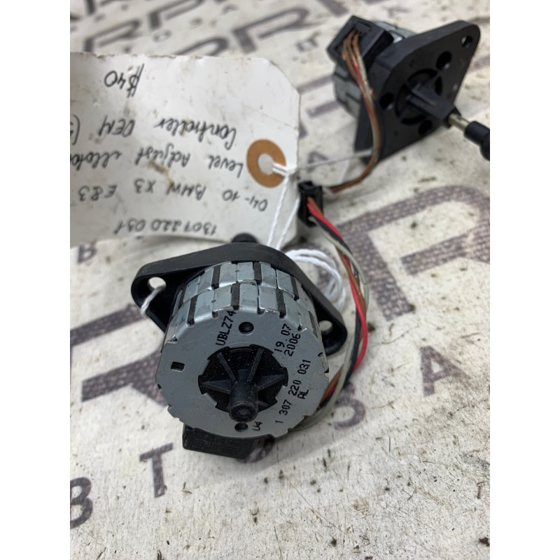 Моторчик регулировки фар (электрика) Bmw X3 E83 1307220031