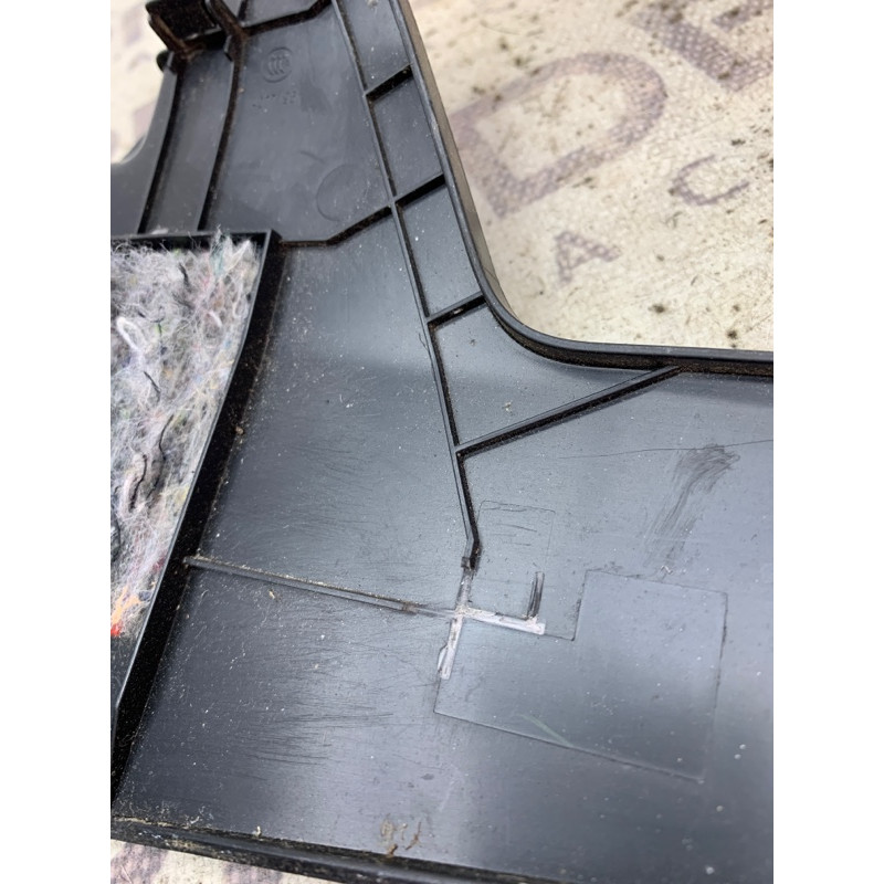 Накладка центральной консоли (салон) Mitsubishi Outlander GF 2017 2.4 8011B780XA