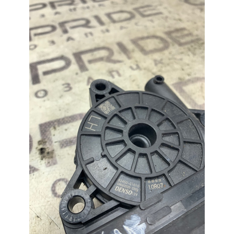 Мотор стеклоподъемника (электрика) Hyundai Sonata LF 2015 2.4 82450c1010