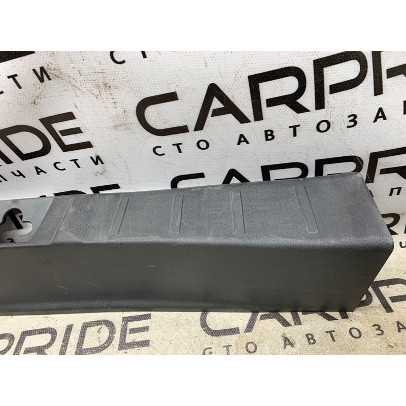 Накладка замка крышки багажника (салон) Mitsubishi Outlander GF 2017 2.4 7240a135