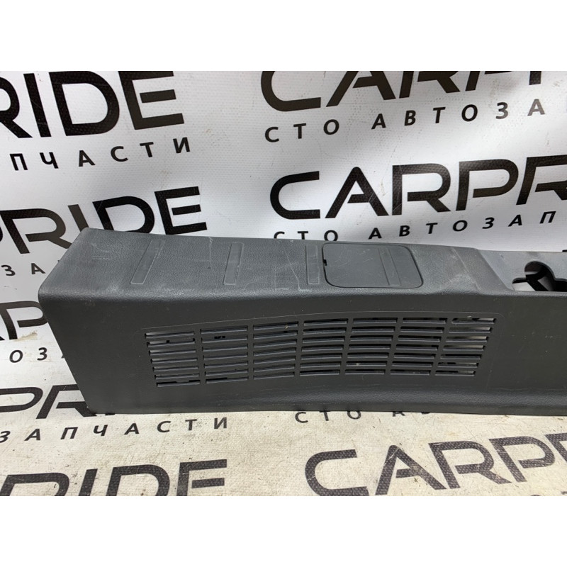 Накладка замка крышки багажника (салон) Mitsubishi Outlander GF 2017 2.4 7240a135