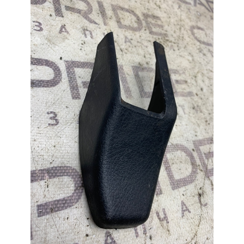 Заглушка сидения (салон) KIA Sorento UM 2013 2.4 880571U010VA