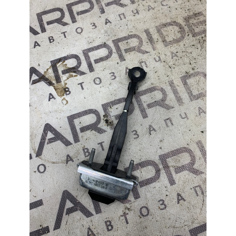 Ограничитель двери (кузов и элементы) FORD Focus MK3 2012 2.0 CP9Z5823500A