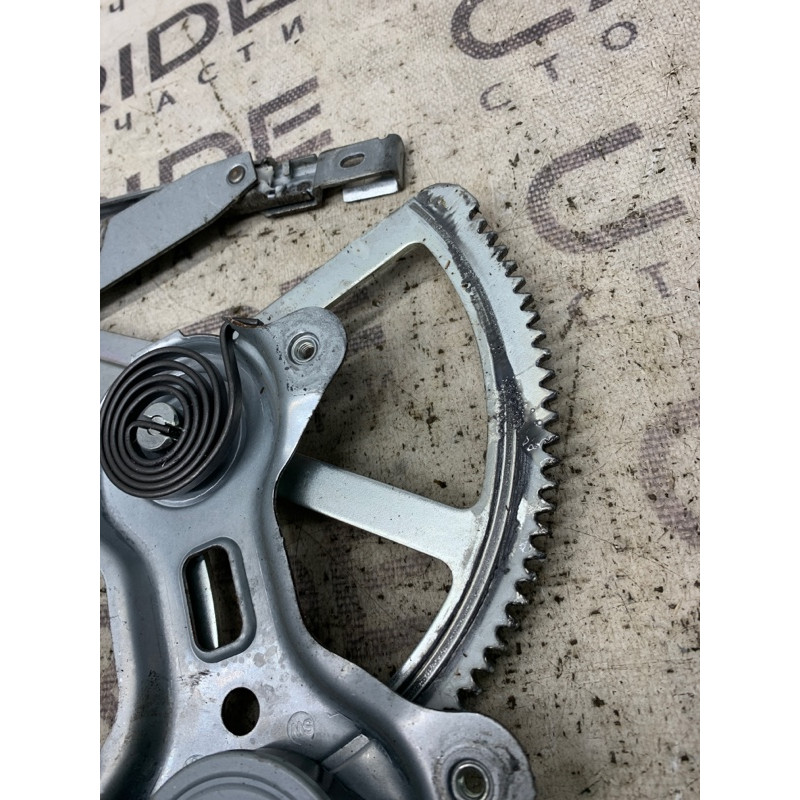 Механизм стеклоподъемника с мотором (кузов и элементы) Toyota Sequoia XK60 698010C030