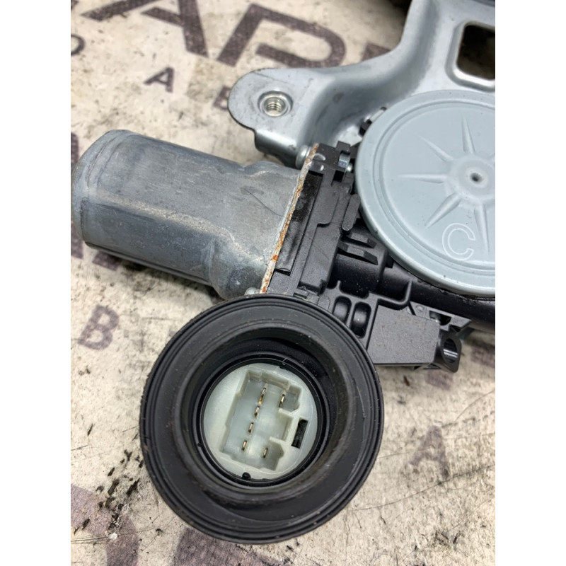 Механизм стеклоподъемника с мотором (кузов и элементы) Toyota Sequoia XK60 698030C040