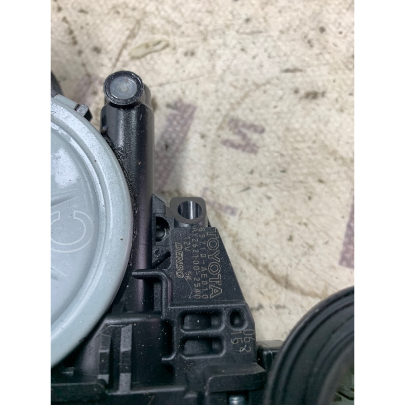 Механизм стеклоподъемника с мотором (кузов и элементы) Toyota Sequoia XK60 698030C040