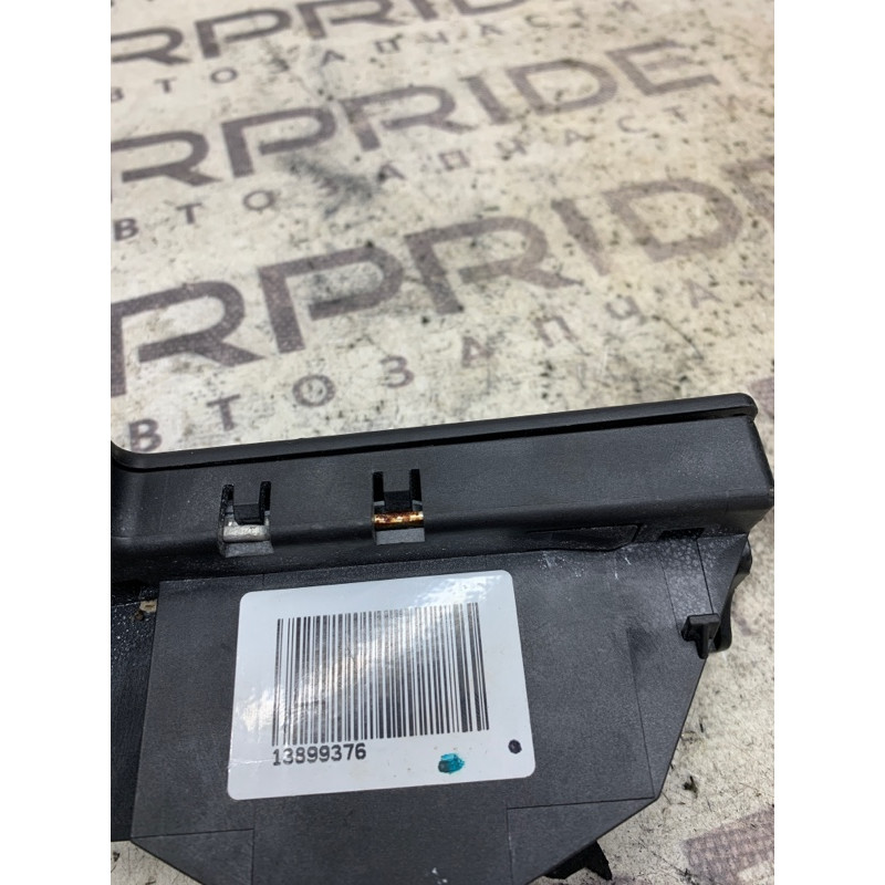 Клемма (электрика) Audi Q5 8R 2014 kb8j4590