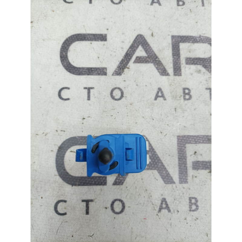 Концевик педали тормоза (электрика / датчики) Jeep Compass MK49 2011 2.4 50520116