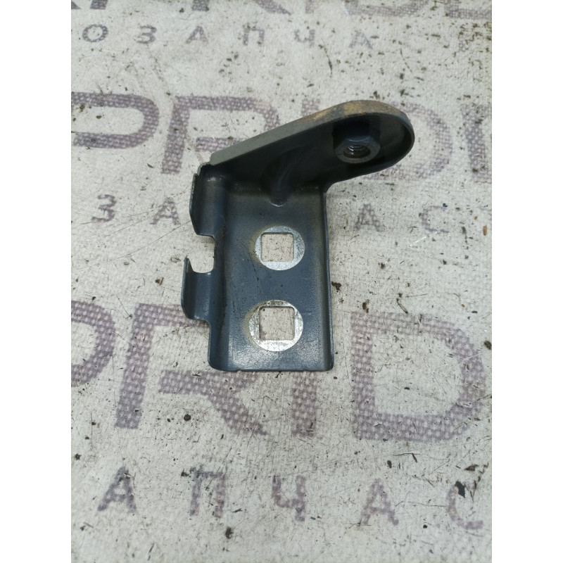 Кріплення крила (кузов і елементи) Jeep Cherokee Trailhawk 2014 2.4 68144436AA