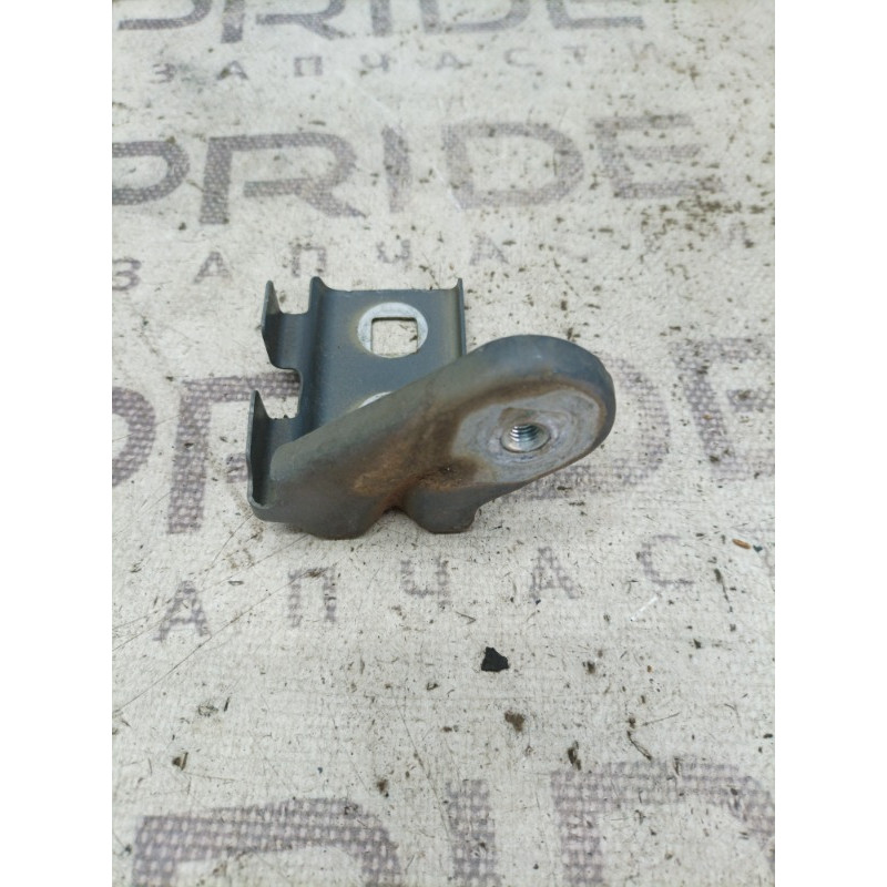 Кріплення крила (кузов і елементи) Jeep Cherokee Trailhawk 2014 2.4 68144437AA