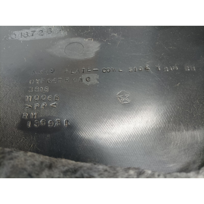 Накладка на порог (кузов и элементы) Jeep Compass MK49 2011 2.4 YF64XDVAD