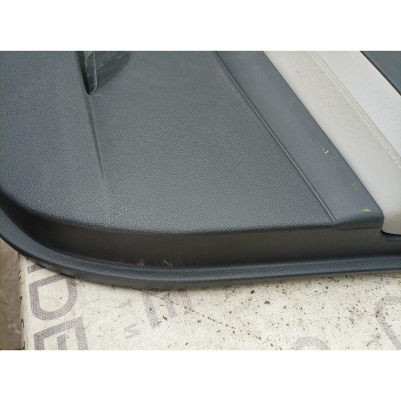 Дверная карта (салон) Subaru Forester SJ 2016 2.5 94213sg000