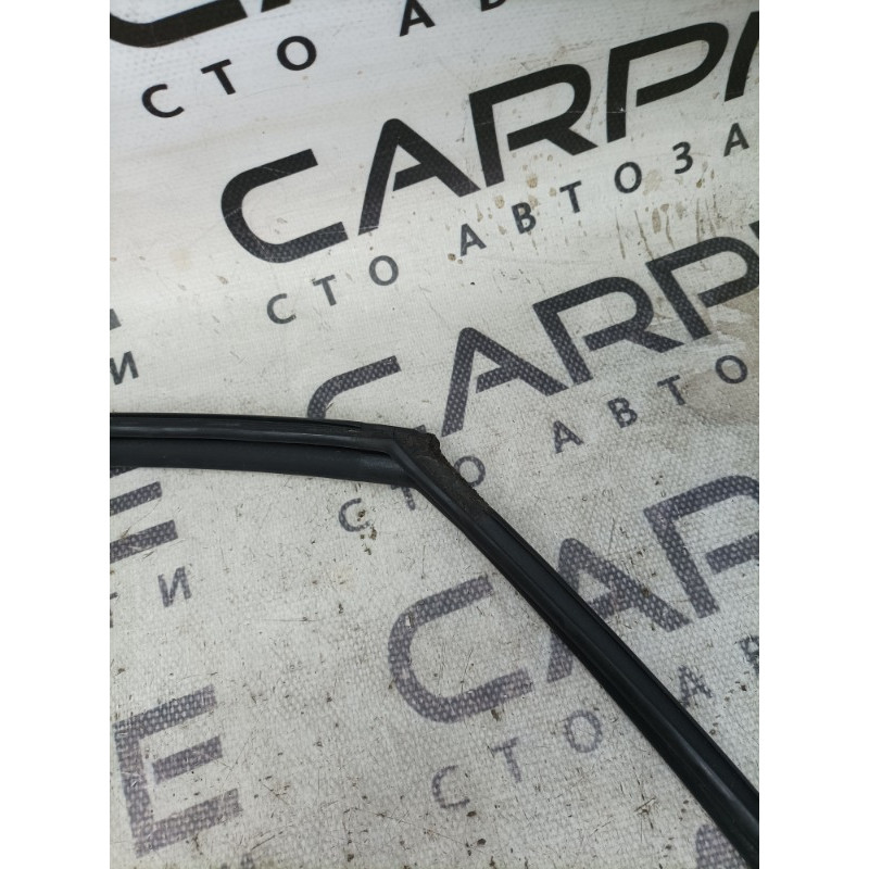 Внутрішній молдинг скла (зовнішні елементи кузова) Subaru Forester SJ 2016 2.5 63527SG100