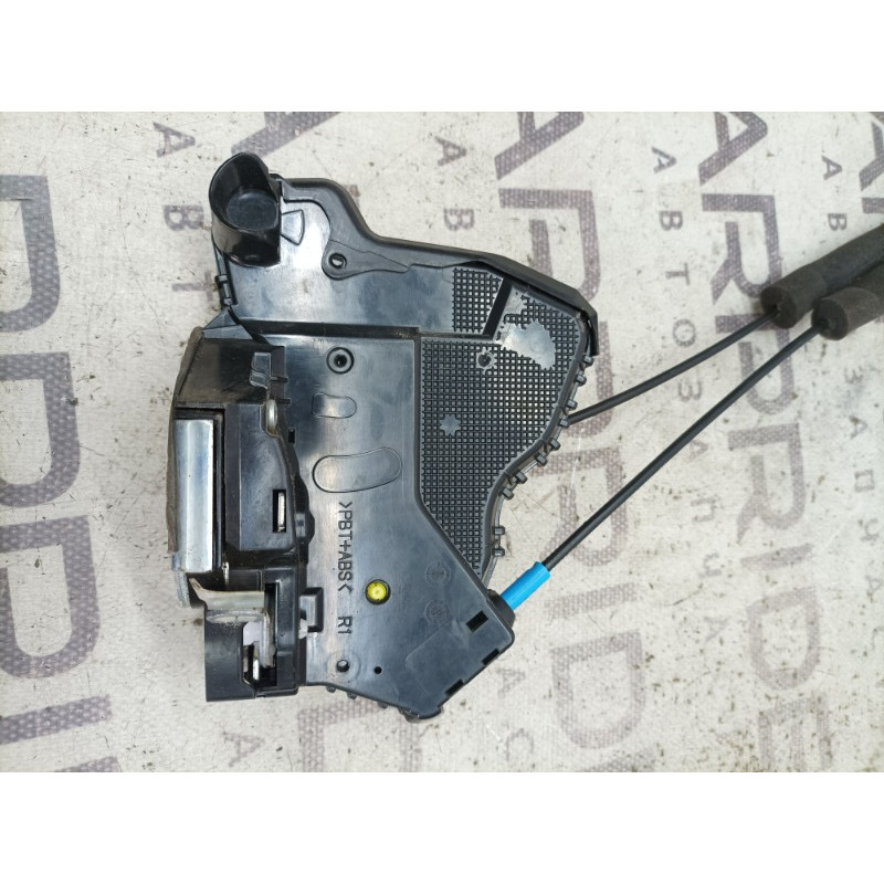 Замок дверей (кузов і елементи) Subaru Forester SJ 2016 2.5 61032SG080