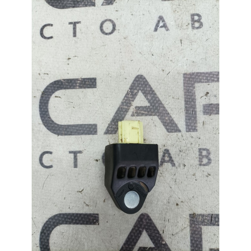 Датчик удара (электрика / датчики) Subaru Forester SJ 2016 2.5 98237sg010