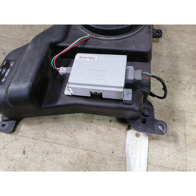 Сабвуфер (электрика) FORD ESCAPE MK1 7l8t18c804aa