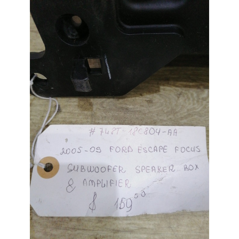 Сабвуфер (электрика) FORD ESCAPE MK1 7l8t18c804aa