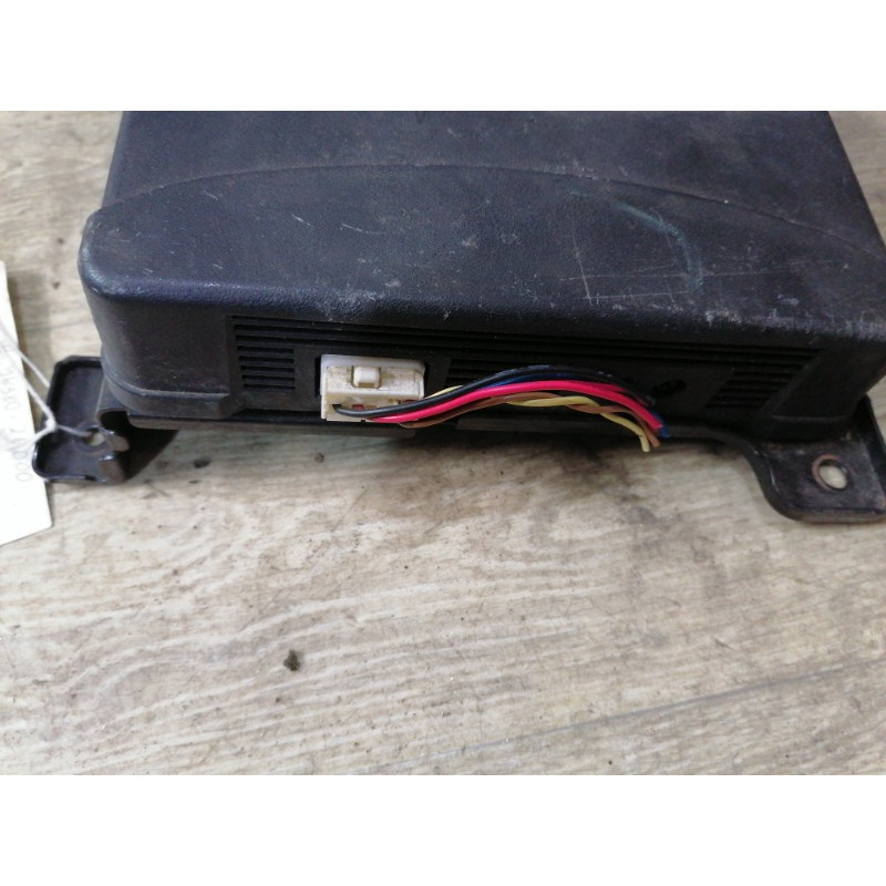 Сабвуфер (электрика) Hyundai Tucson JM 2007 963802e000