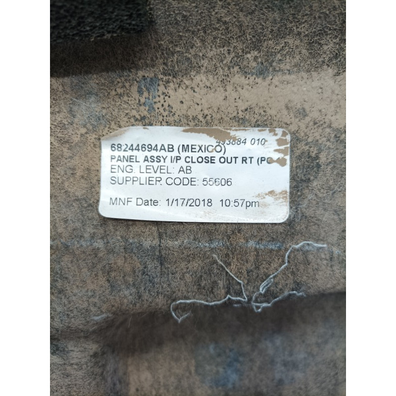 Накладка торпеди (салон) Jeep Compass MP 2018 2.4 68244694ab