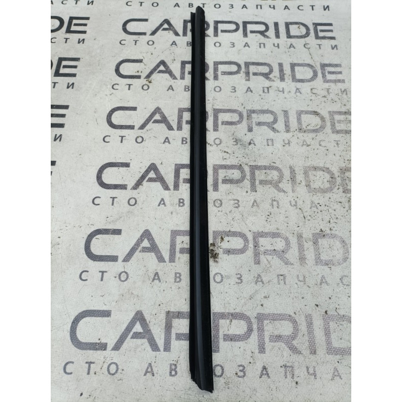 Молдинг стекла внутренний (наружные элементы кузова) KIA Optima TF 2015 2.4 832412T000