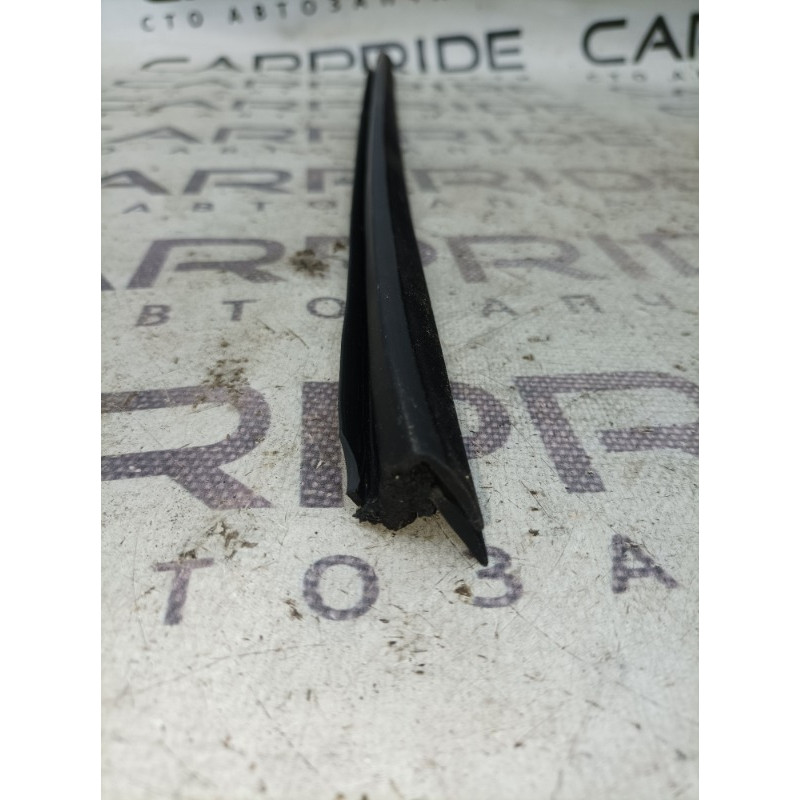 Молдинг стекла внутренний (наружные элементы кузова) KIA Optima TF 2015 2.4 832412T000