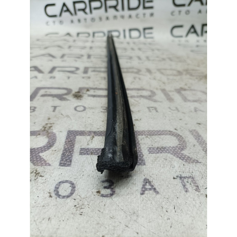 Молдинг стекла внутренний (наружные элементы кузова) KIA Optima TF 2015 2.4 832412T000