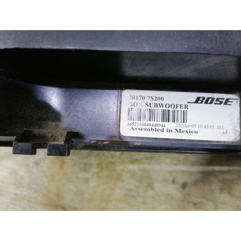 Сабвуфер (электрика) Infiniti QX56 ja60 281707s200