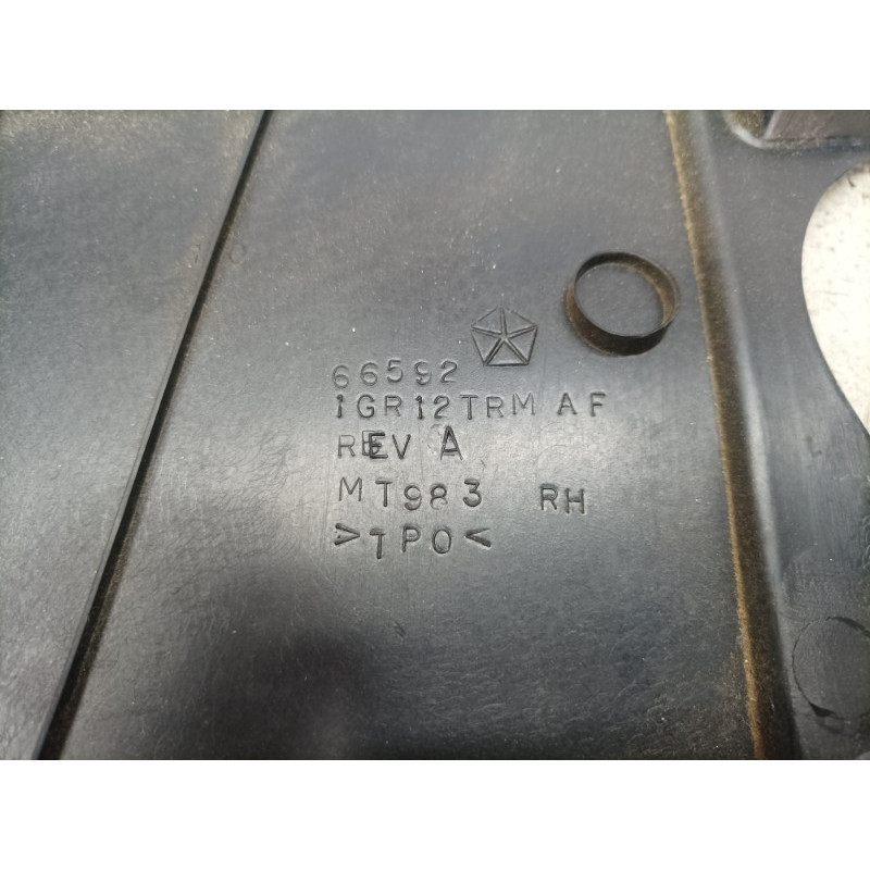 Обшивка Стойки (салон) Dodge Durango WD 2015 5.7 HEMi 1gr12dx9af