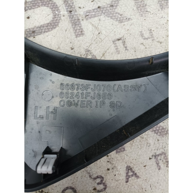 Накладка торпеды боковая (салон) Subaru Forester SJ 2016 2.5 66073fj070