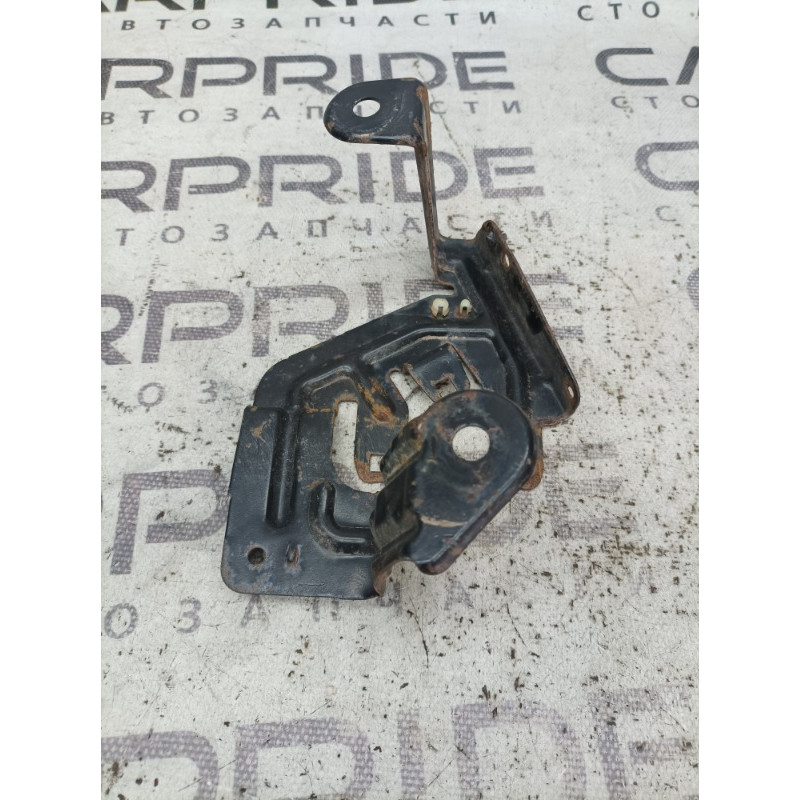 Кронштейн блока предохранителей (кузов и элементы) Jeep Compass MK49 2011 2.4 4692126ac