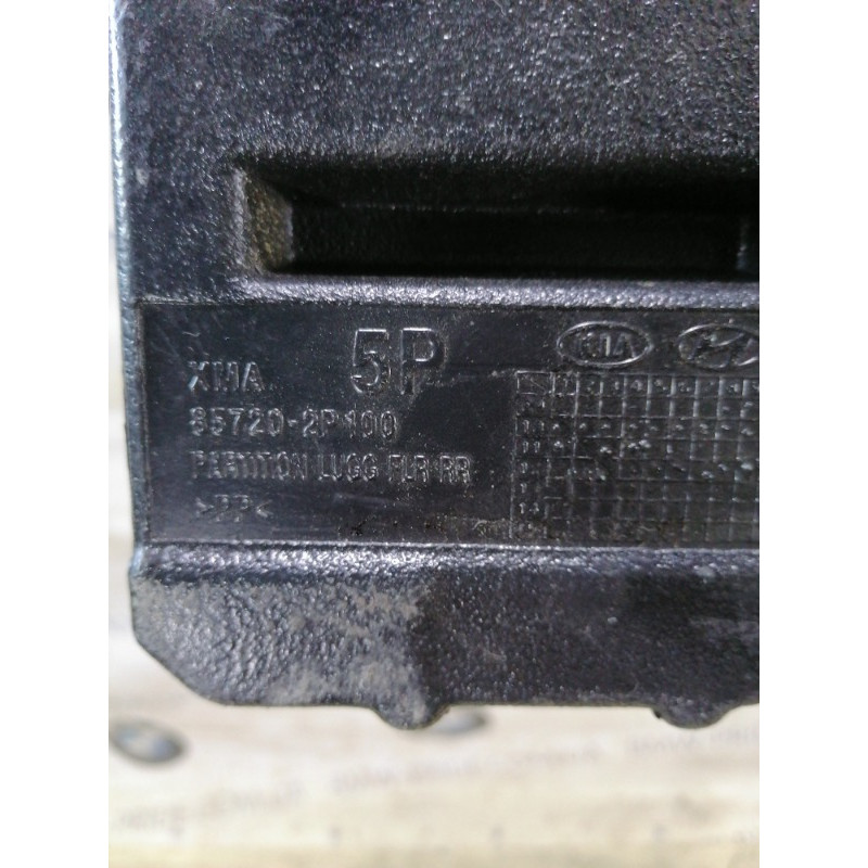 Обшивка багажника (салон) KIA Sorento UM 2013 2.4 857202P100VA