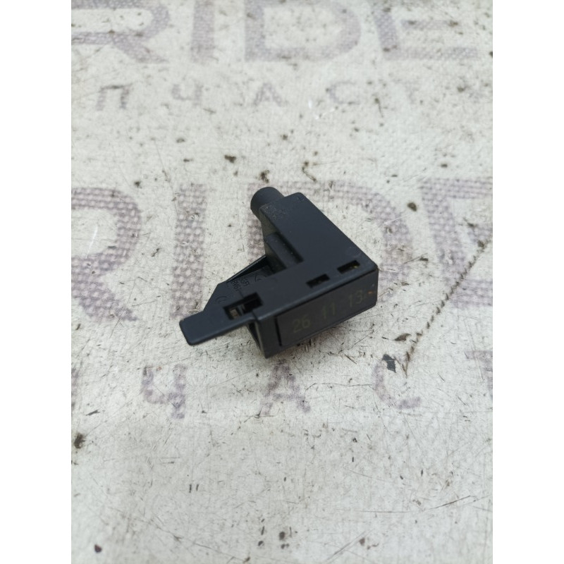 Концевик педали тормоза (электрика / датчики) FORD ESCAPE MK3 2014 1.6 bv6115852aa