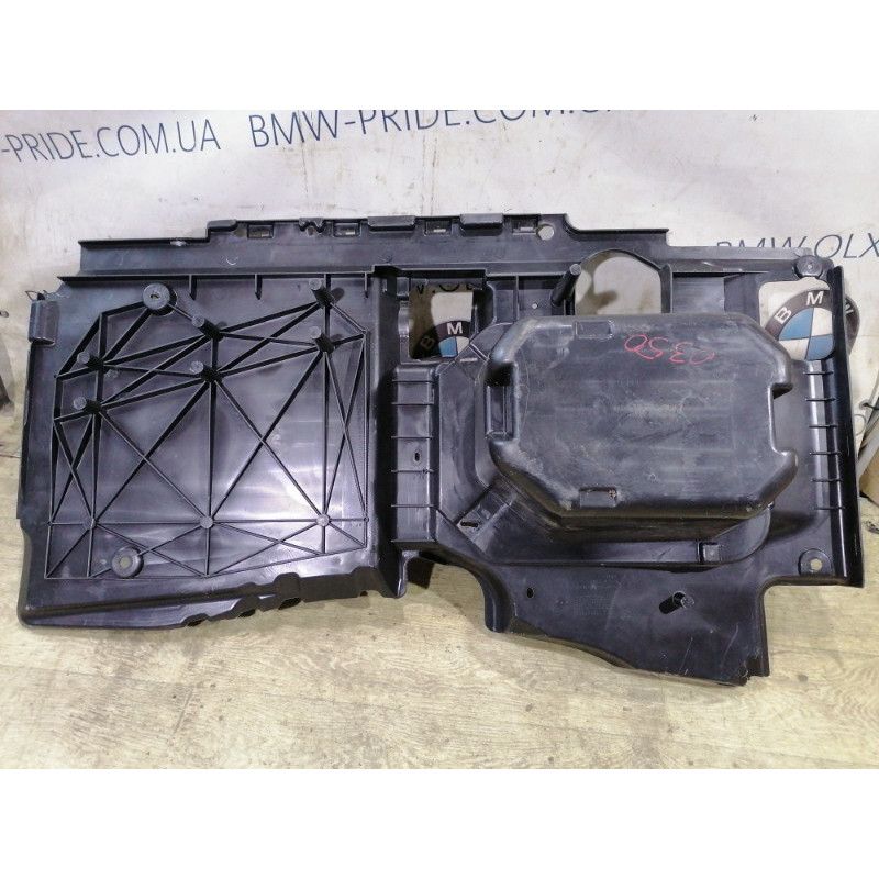 Обшивка багажника (салон) Dodge Durango WD 2015 5.7 HEMi 05108283af