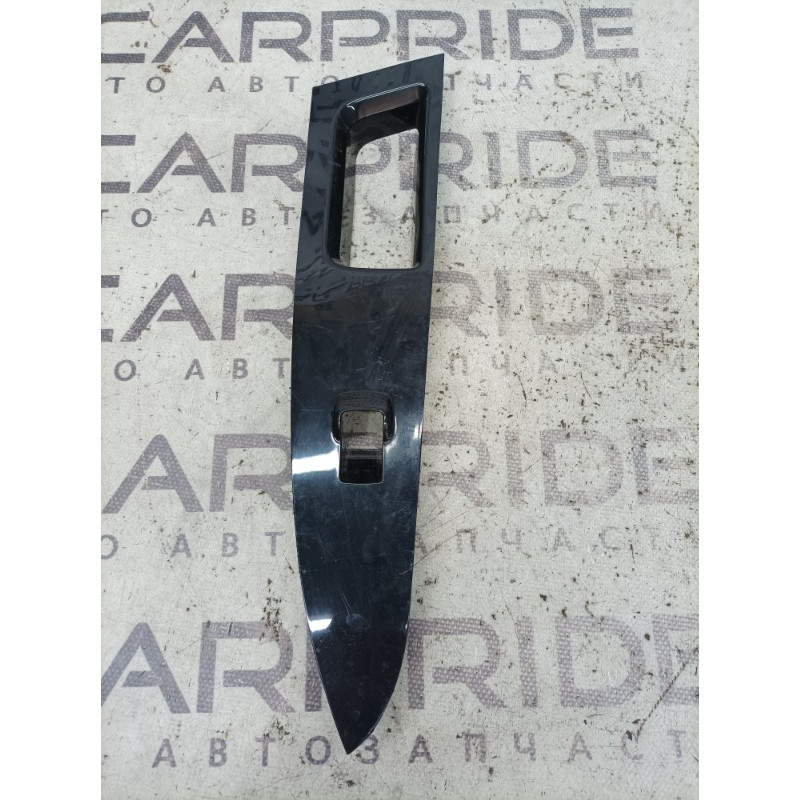 Накладка кнопок склопідйомника (салон) Ford Fusion MK5 ds7314a563b