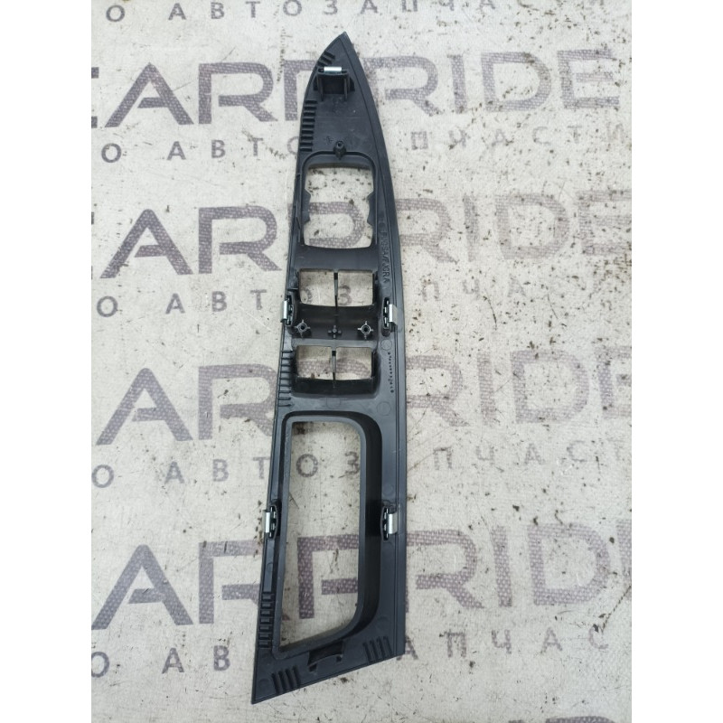 Накладка кнопок стеклоподъемника (салон) Ford Fusion MK5 ds7314a564a